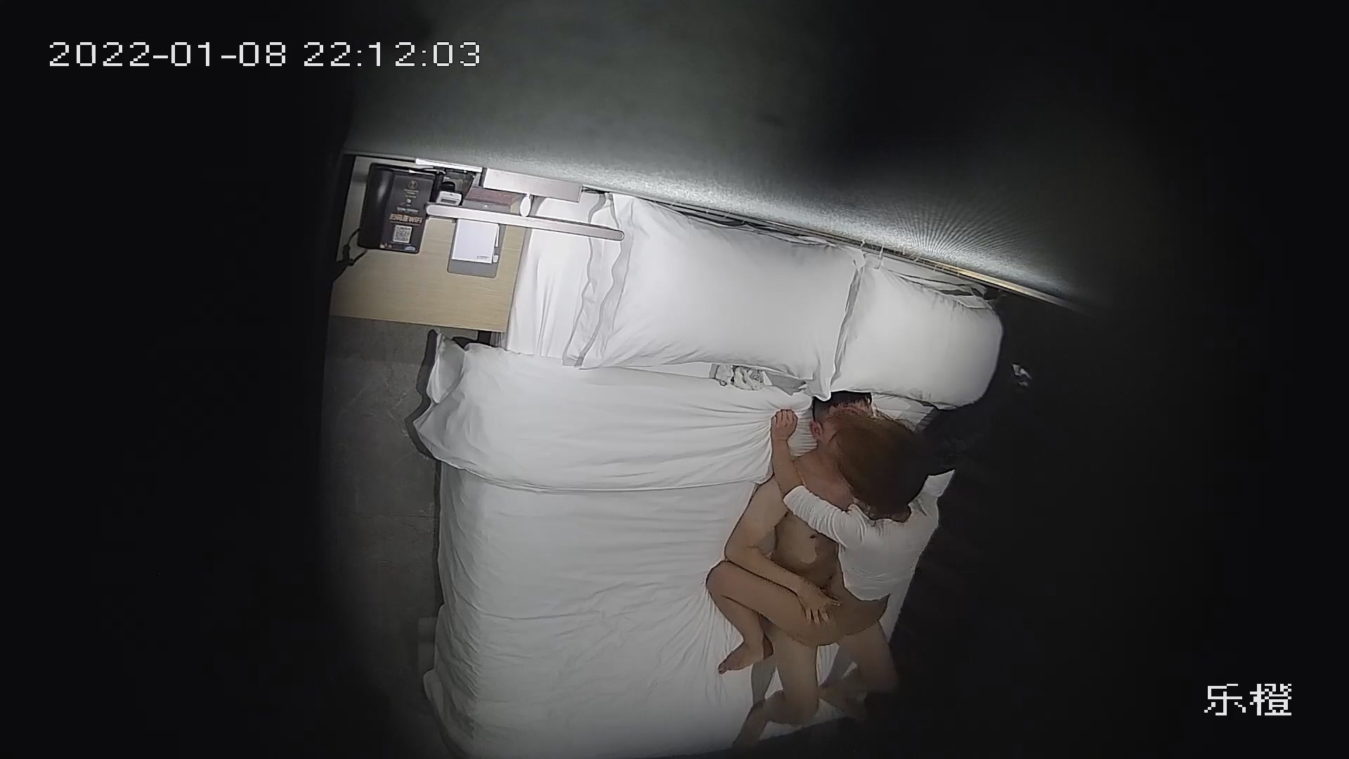 图片[1]-2022.1.8乐橙酒店偷拍热恋情侣干了好几炮，体外射精，无套真爽-老宋小屋
