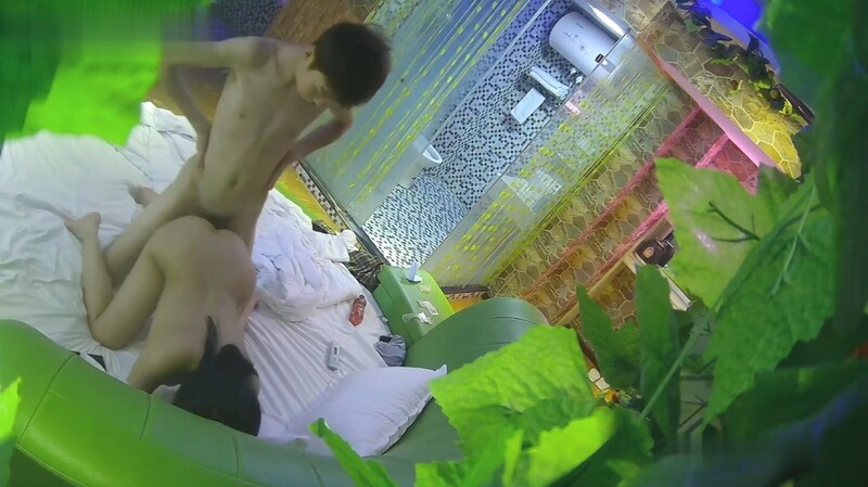 图片[9]-全程很真实主题酒店偸拍一对大学生情侣开房激情造爱妹子身材极品奶子大呻吟声刺激从头干到尾无尿点-老宋小屋