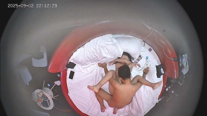 图片[3]-2025-9-3酒店偷拍 校园纯白月光的超级反差表现疯狂床震到几欲癫狂-老宋小屋