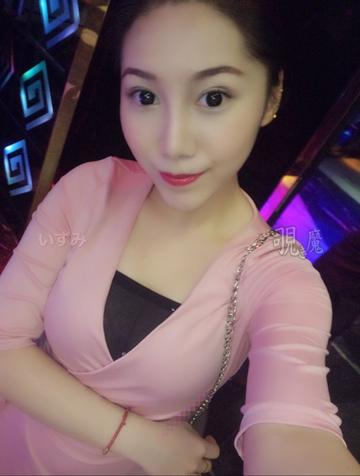 图片[5]-高颜值性感白领美女下班和公司2男同事吃夜宵时喝多被带到酒店揉弄后2人换着操,有个男的没忍住竟然内射了!-老宋小屋