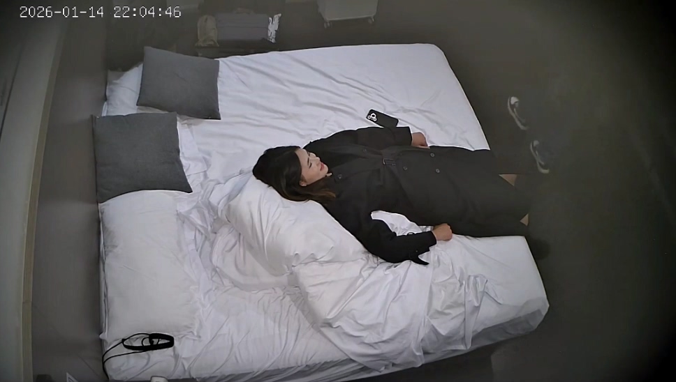 图片[1]-1-14流出酒店偷拍包臀御姐气质美女和和眼镜男友高难度做爱操穴-老宋小屋