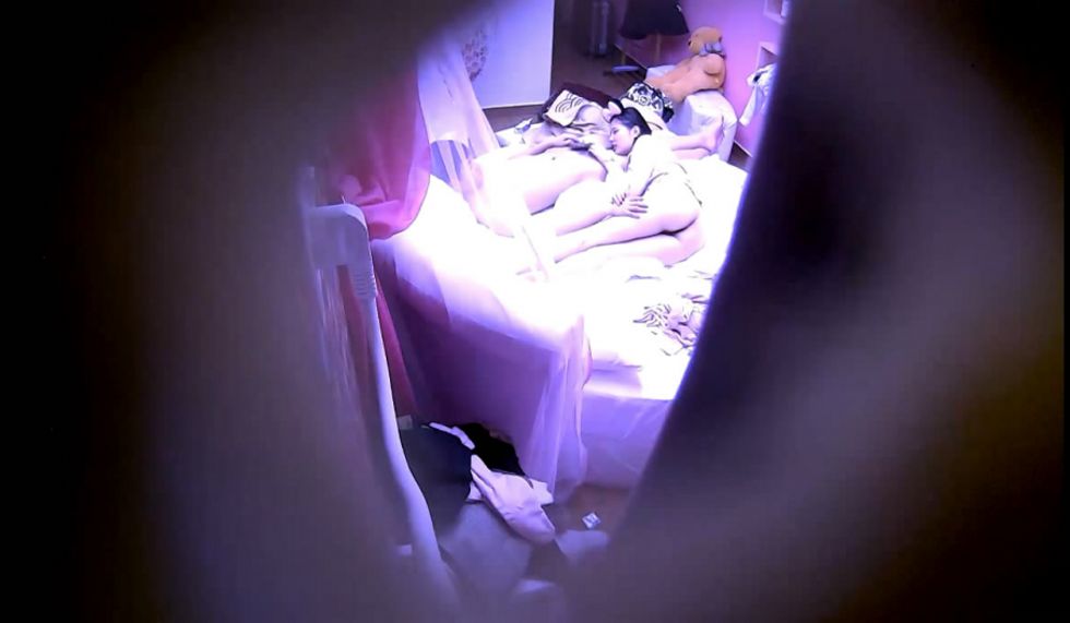 图片[2]-皮肤白皙漂亮的大奶美乳靓妹酒店被只想干她的情人操的胡言乱语-老宋小屋