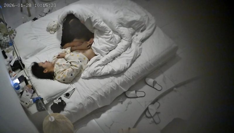 2026-1-28酒店偷拍 翘臀白嫩小少妇被后入打桩-老宋小屋