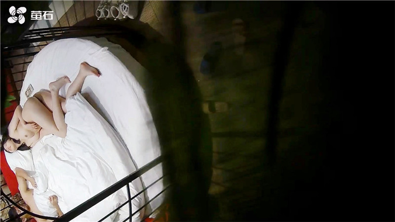 图片[7]-《萤石云破解》小胖哥情趣酒店约炮丰满女友各种姿势连干两炮[MP4/1590MB]-老宋小屋