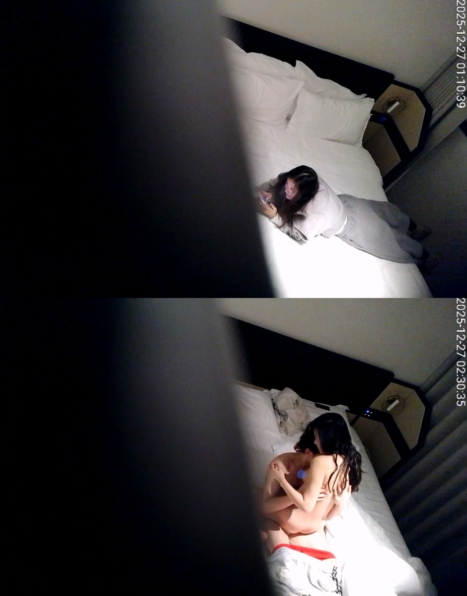 图片[1]-2025-12-27酒店偷拍 颜值极高纯情小美被本命年男友猛操小穴-老宋小屋