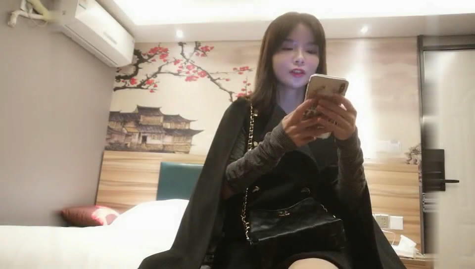 图片[4]-纹身男酒店2000元约啪平时很少出来做的苗条时尚性感大美女-老宋小屋