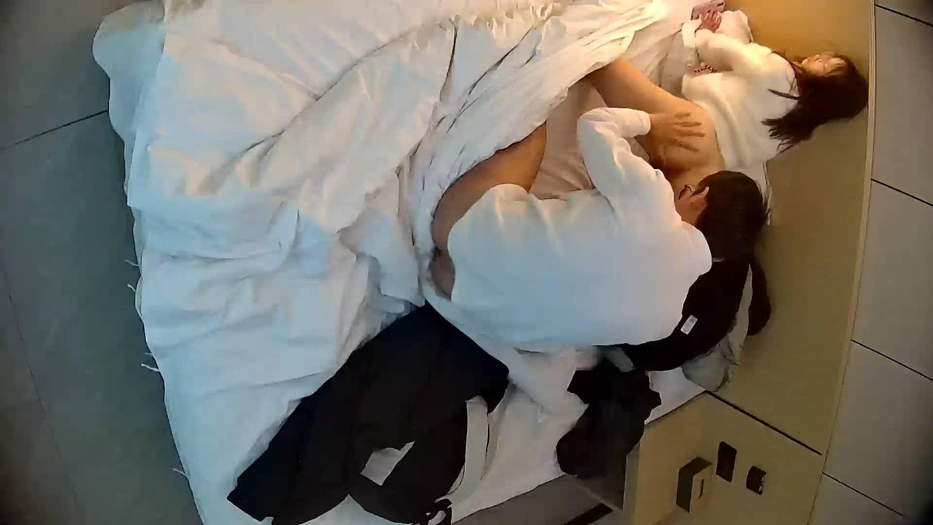 图片[5]-1-10流出酒店偷拍学霸情侣眼镜学妹帮男友打飞机 被男友扒屁眼研究一番后入口爆-老宋小屋