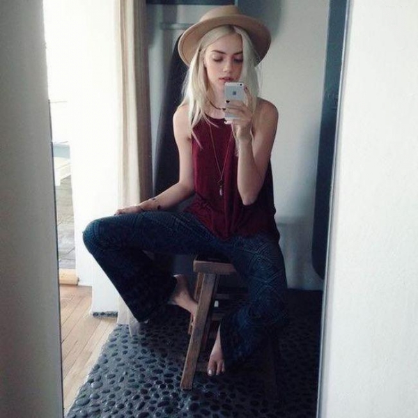 有钱老板高价位酒店大战外籍西欧美少女身材纤细一头金发干的啊啊娇喘很生猛一点不输洋屌-老宋小屋