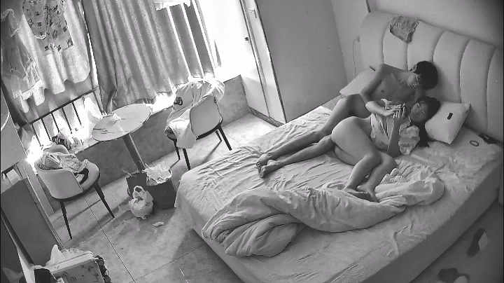 图片[4]-2025九月酒店偷拍 排骨小伙和高颜值女友10天啪啪日常-老宋小屋