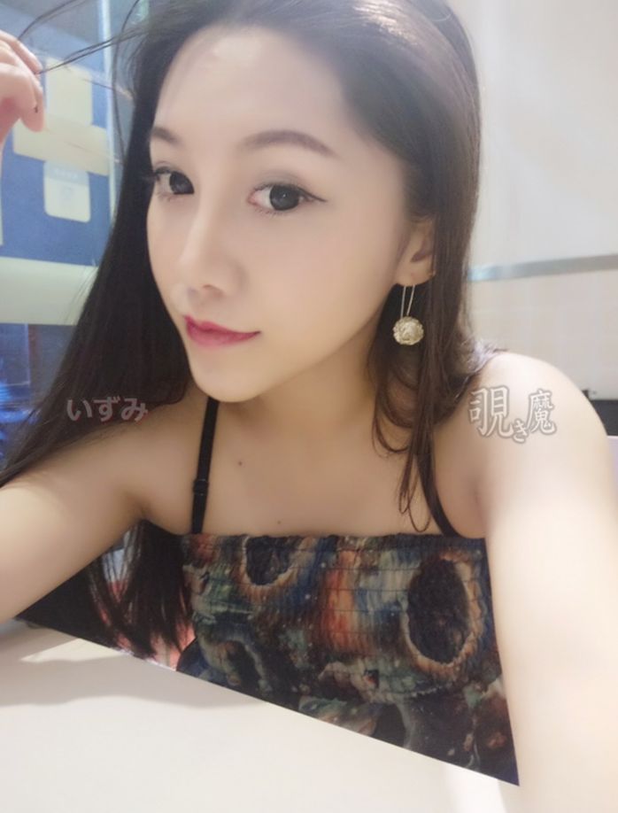 图片[2]-高冷范时尚气质极品美女酒吧玩的太嗨喝多后被2个暗恋好友一起带到酒店玩弄啪啪-老宋小屋