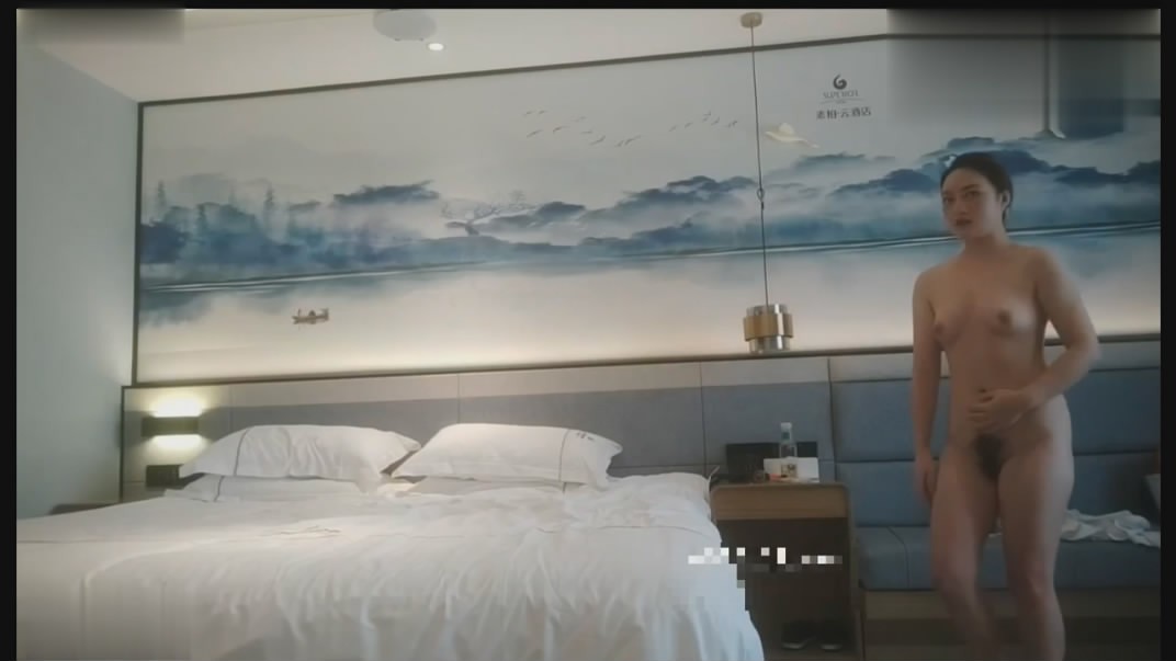 图片[3]-探花大神老王酒店约炮❤️牛仔裤极品兼职四川妹子皮肤白皙逼紧水多呻吟刺激[MP4/538MB]-老宋小屋