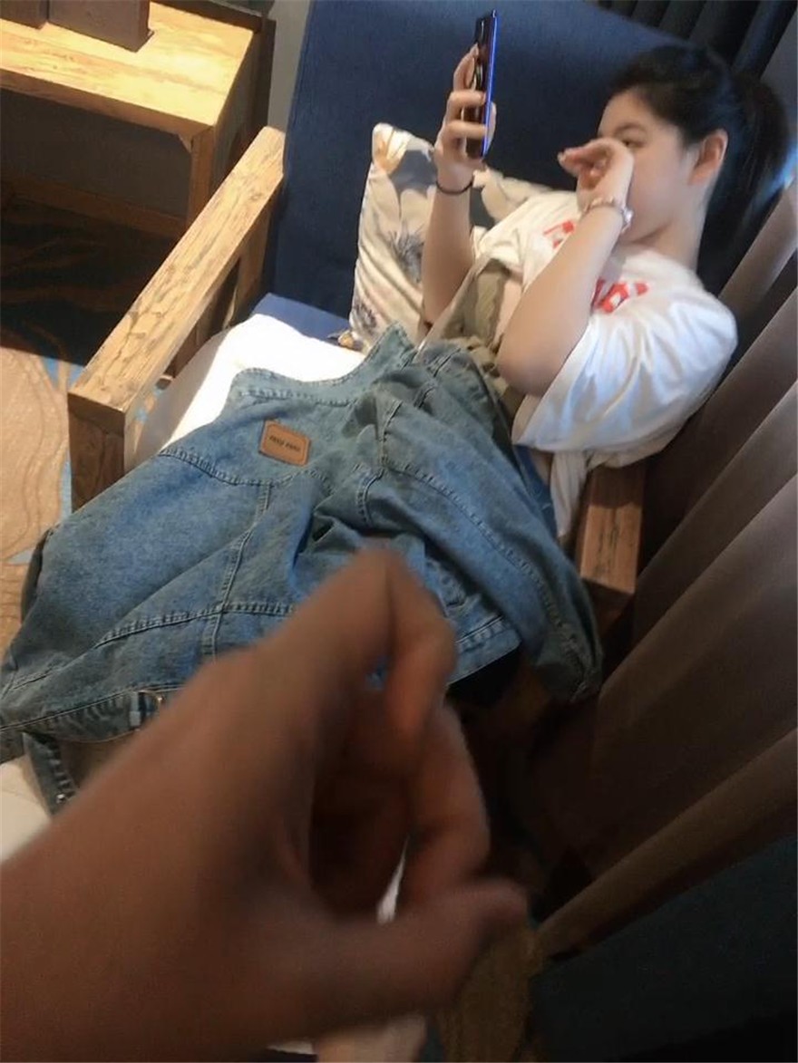 图片[3]-酒店开房操身材火爆的美女同事各种姿势爆插完美露脸-老宋小屋