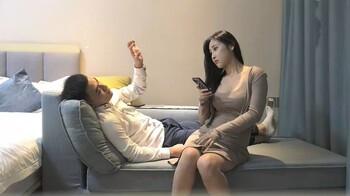 开叉套装包臀裙极品大美女3500元约到酒店操逼,魔鬼身材,翘臀大奶,不停抽插-老宋小屋