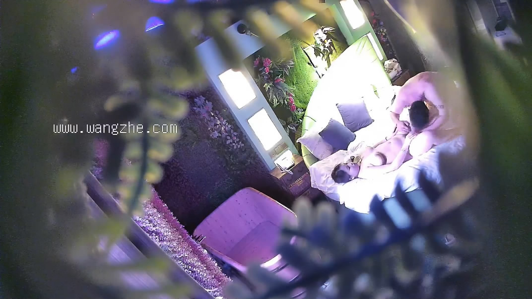 图片[4]-流出酒店浴缸房偷拍??性感肥臀巨乳小姨子和姐夫开房偷情骑坐大屌疯狂扭动[MP4/832MB]-老宋小屋