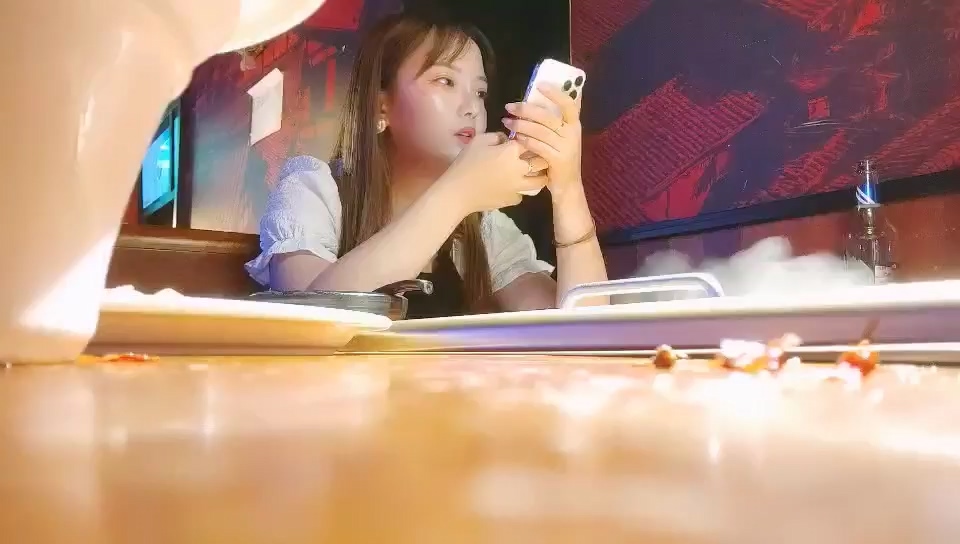 图片[1]-8-31专约良家 大神约啪良家少妇，喝酒调情回酒店无套干两炮，两天一夜偷情 绝对真实-老宋小屋