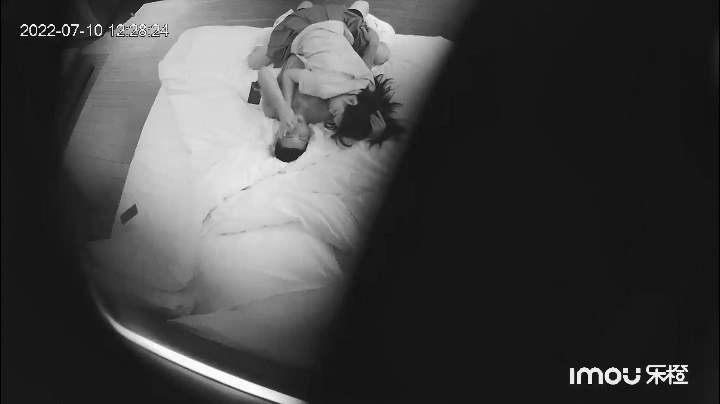 图片[4]-2022-7-1酒店偷拍放假大学生情侣开房JK制服学生妹被学长男友暴操2次-老宋小屋