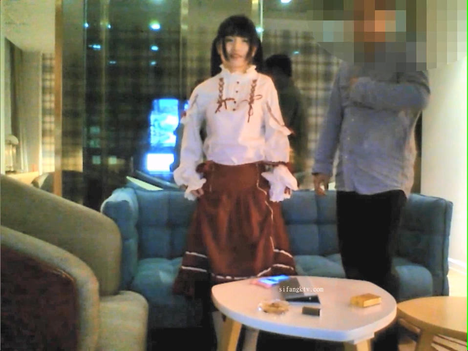 图片[3]-纯欲双马尾女高学妹✅被金主爸爸带到酒店沙发上爆操，不吃香菜 VS AAA建材老王的既视感！现在的小妹妹真是嫩出水[MP4/1.37GB]-老宋小屋