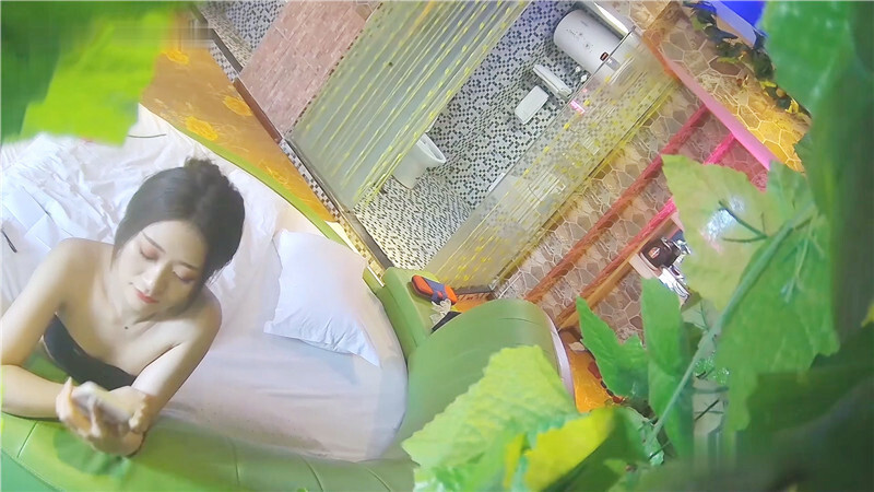 图片[2]-监控破解偷拍 极品美女和男友酒店开房洗澡啪啪啪-老宋小屋