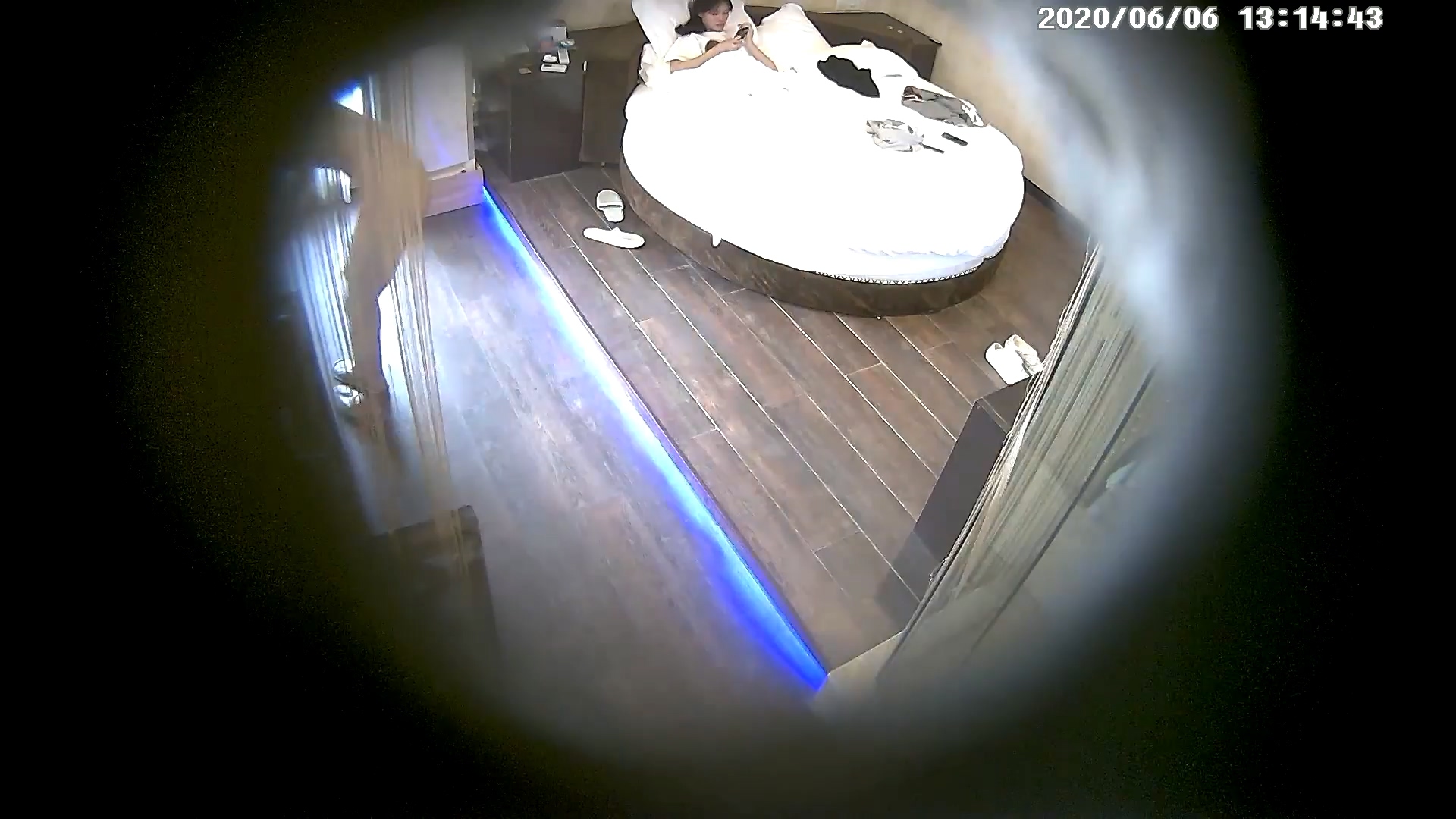 图片[4]-6-6酒店私享台 学生情侣开房，男友一指禅抠的美女受不了，求着大鸡巴操，无套内射两次-老宋小屋