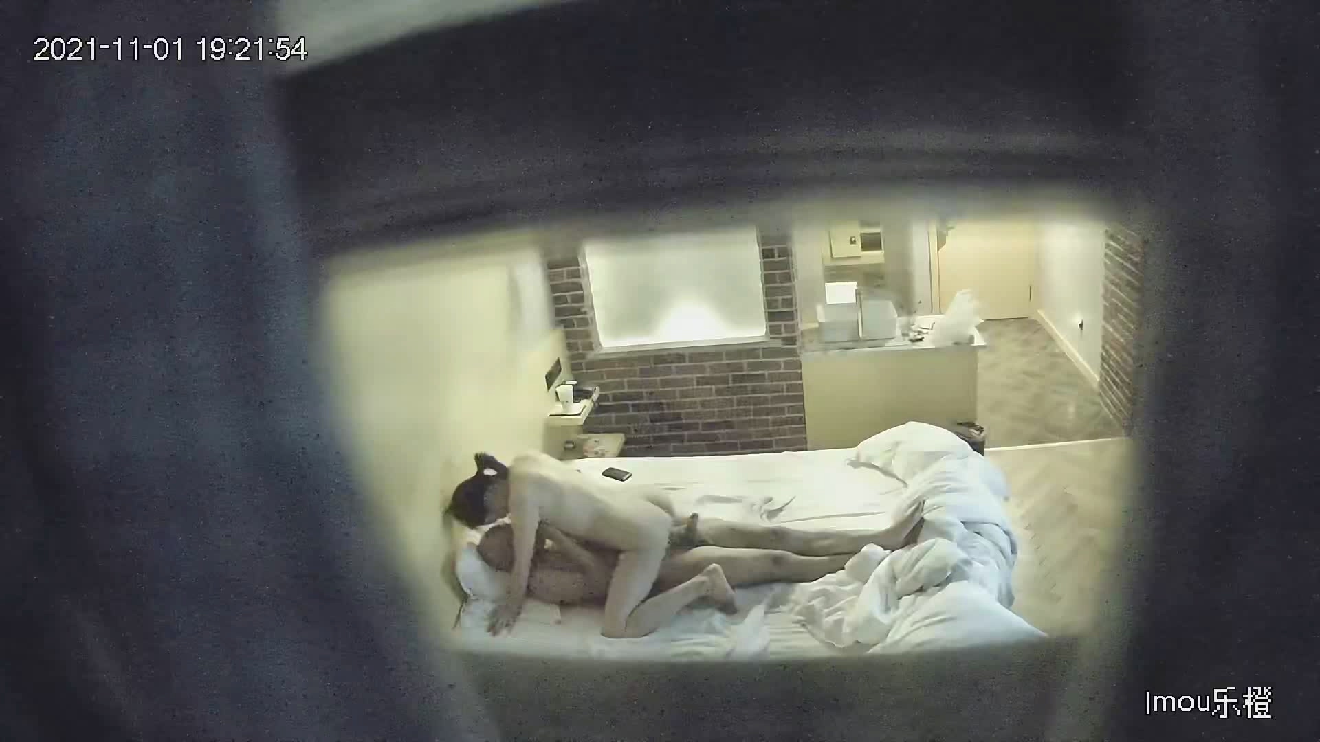 图片[4]-11-1乐橙酒店偷拍 光头男和大奶情妇激情一日，一天三次，精通口交六九式各种啪啪姿势-老宋小屋