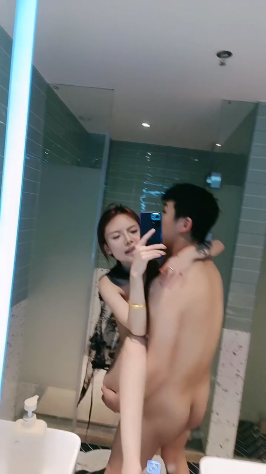 图片[7]-尖叫吧宝贝，全程露脸小骚逼在酒店被土豪小哥各种爆草，床上床下无套抽插，对着镜头后入爆草快被干懵逼了-老宋小屋