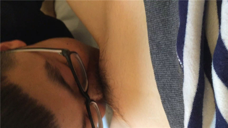 图片[3]-眼镜哥酒店再战长发小女友可惜这次鸡巴硬不起来只能用嘴和手来满足她了完美露脸[MP4/1620MB]-老宋小屋