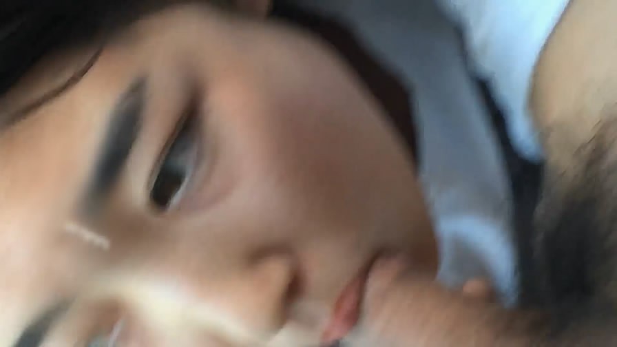 图片[1]-可爱漂亮的大三美女到乡下人少的地方玩车震后又到酒店激情啪啪-老宋小屋