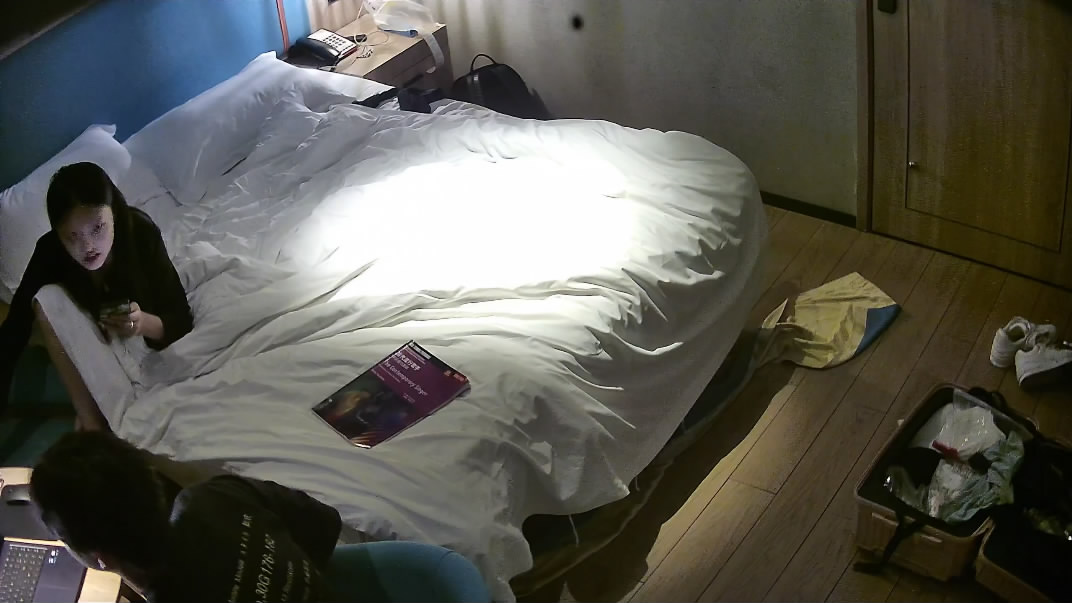 图片[7]-新流出❤️安防酒店偷拍精品作者强推 谁家女朋友被抱起来操对白清晰，叫床真好听-老宋小屋