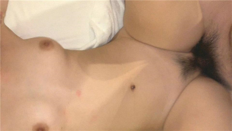 图片[5]-《百度云泄密》可爱俏皮的美女高中生和男友酒店开房啪啪❤️小嫩B被干流血了-老宋小屋