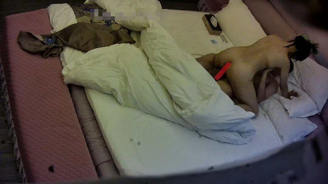 图片[3]-酒店实录 深夜等女友来啪完睡觉早晨起来再补一炮-老宋小屋