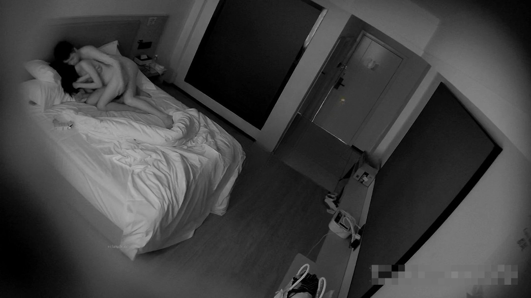 图片[7]-酒店实录 壮硕男遇上极品旗袍气质黑长直狂干三场-老宋小屋