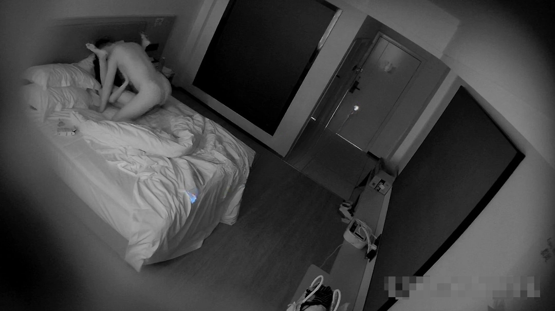 图片[5]-酒店实录 壮硕男遇上极品旗袍气质黑长直狂干三场-老宋小屋