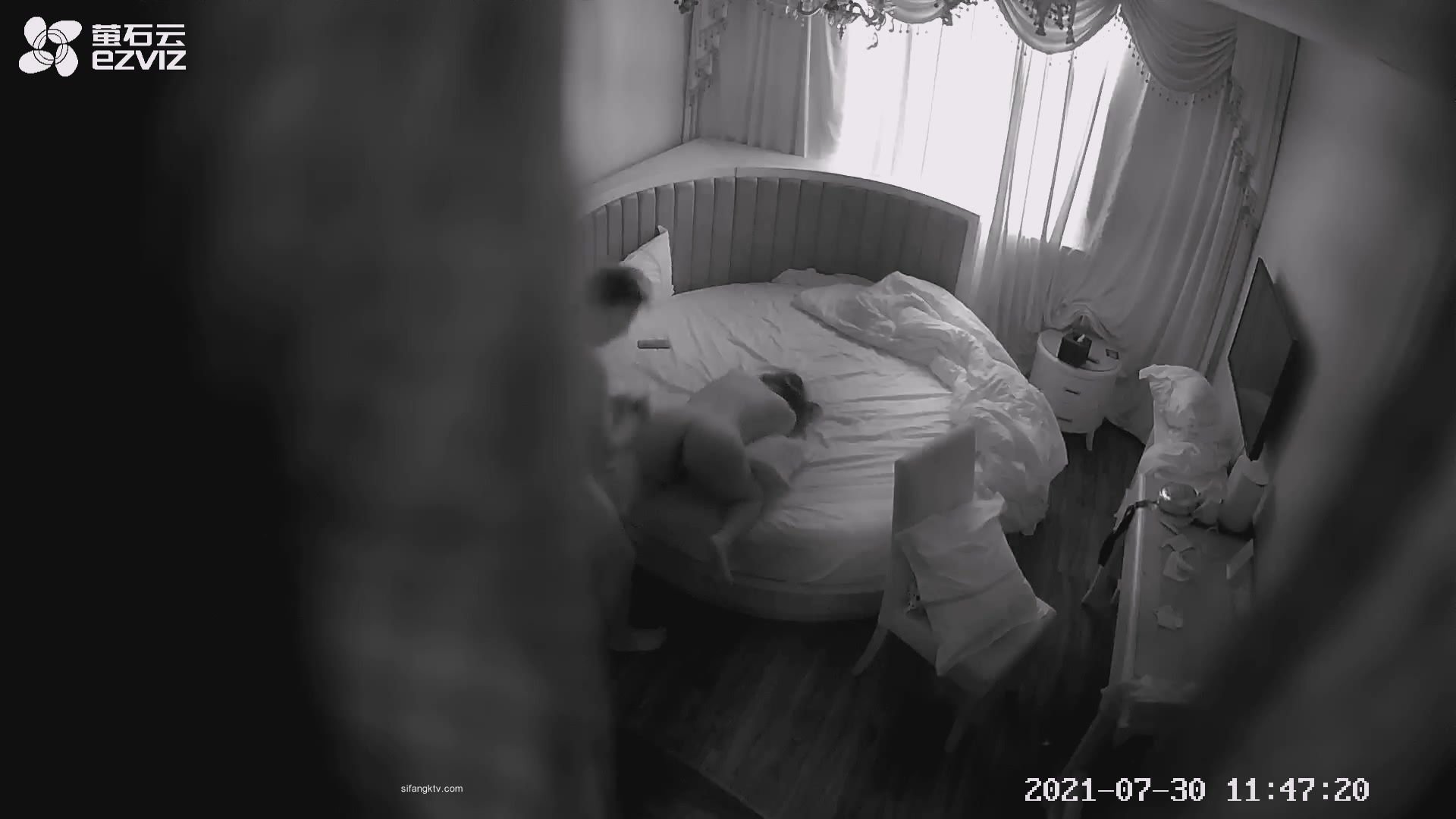 图片[5]-7-30萤石云酒店偷拍 学生情侣睡到自然醒来一发晨炮，无套内射微胖女友-老宋小屋