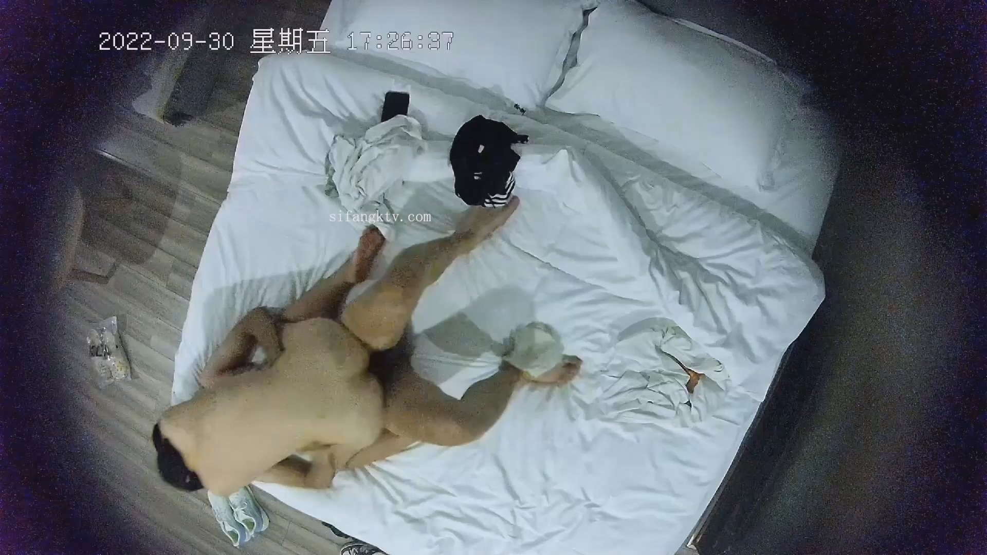 图片[3]-9-30乐橙酒店偷拍大学生情侣体育系帅哥和漂亮女友开房金手指撩逼热身内射逼里-老宋小屋