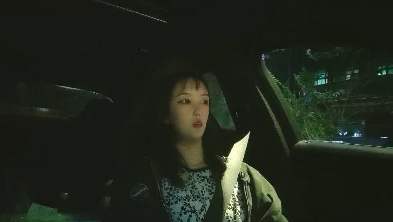 2021.8.12【租豪车钓拜金女】20岁漂亮学生妹上钩了，酒店开房啪啪，美乳翘臀，少女胴体-老宋小屋