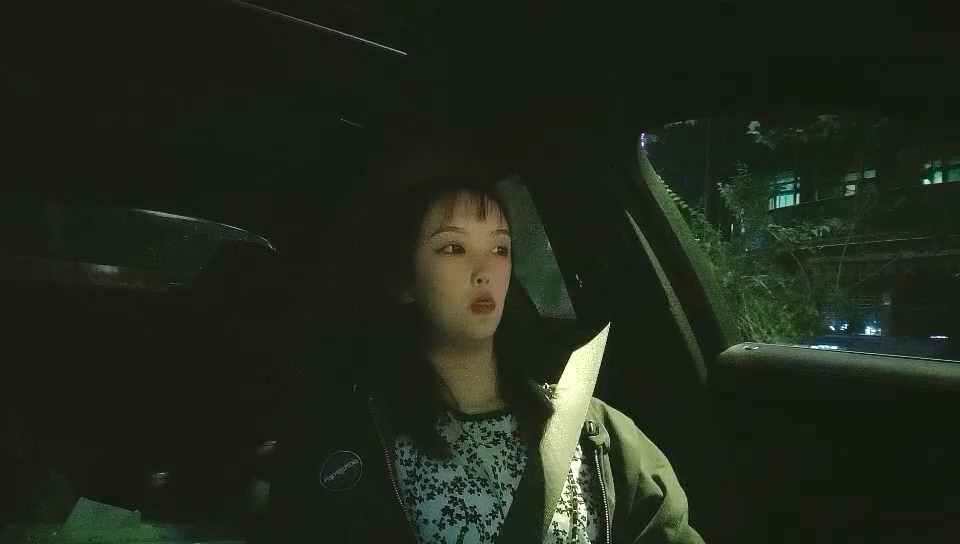 图片[1]-2021.8.12【租豪车钓拜金女】20岁漂亮学生妹上钩了，酒店开房啪啪，美乳翘臀，少女胴体-老宋小屋