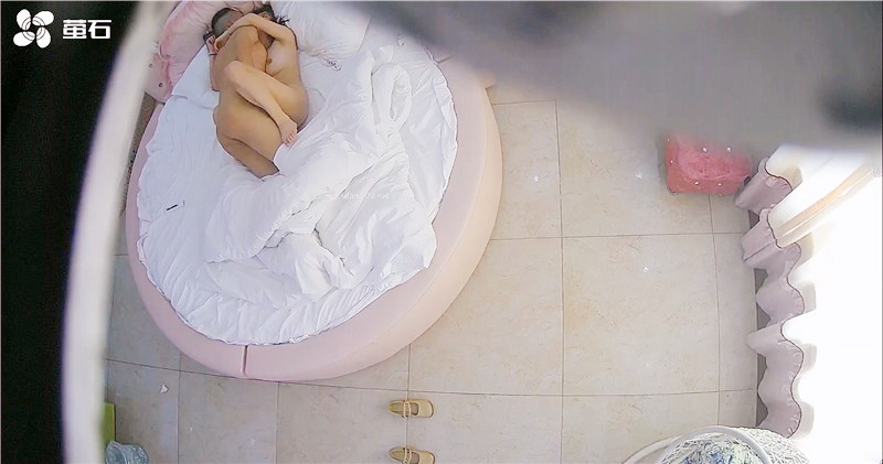 图片[4]-《萤石云破解》平头大叔情趣酒店约炮身材不错的女同事各种姿势啪啪连干3炮-老宋小屋