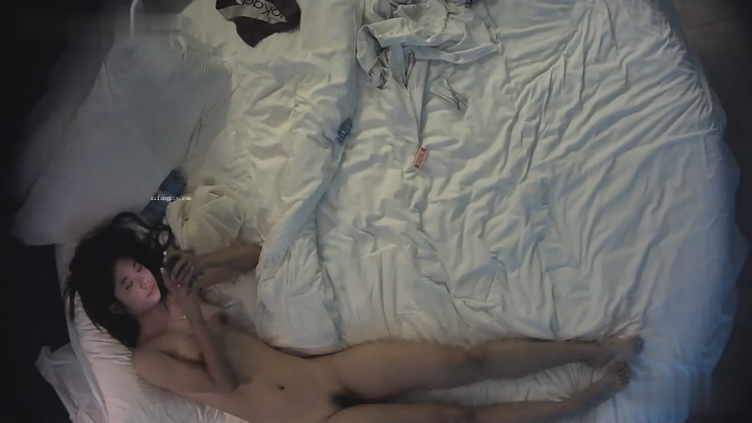 图片[7]-民宿酒店超近视角偷拍❤️学生情侣放暑假开房啪啪还挺轻车熟路的[MP4/477MB]-老宋小屋