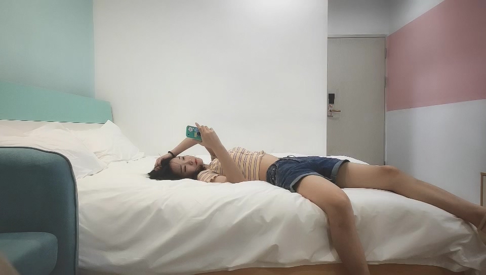 图片[2]-7-11小马寻花足疗店约啪年轻清纯小妹，到酒店啪啪，口活表情淫荡，享受操逼的快乐-老宋小屋