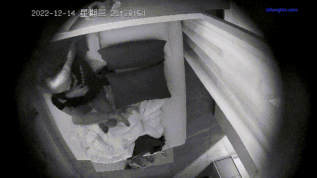 ⚫️⚫️酒店针孔夜视真实偸拍情侣啪啪全过程，反差长发美女很主动，亮点是哭腔呻吟声，还说好深好深顶到里面了，听声就能要你硬-老宋小屋