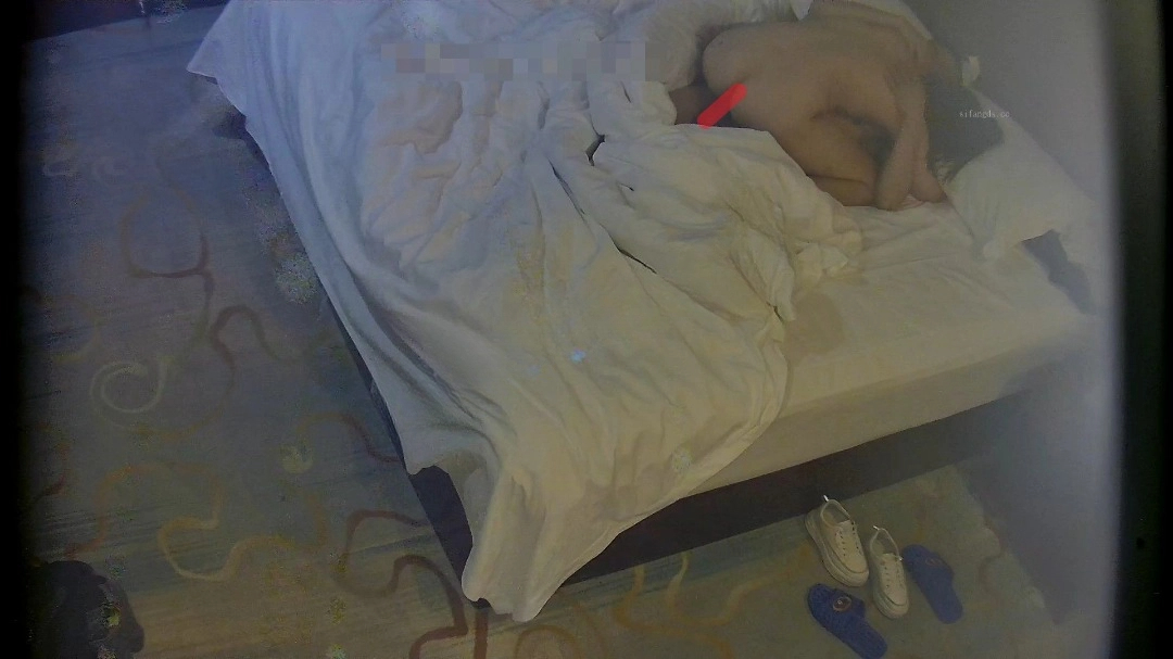 图片[3]-酒店实录 风韵犹存的少妇刚到酒店就做好挨啪准备-老宋小屋