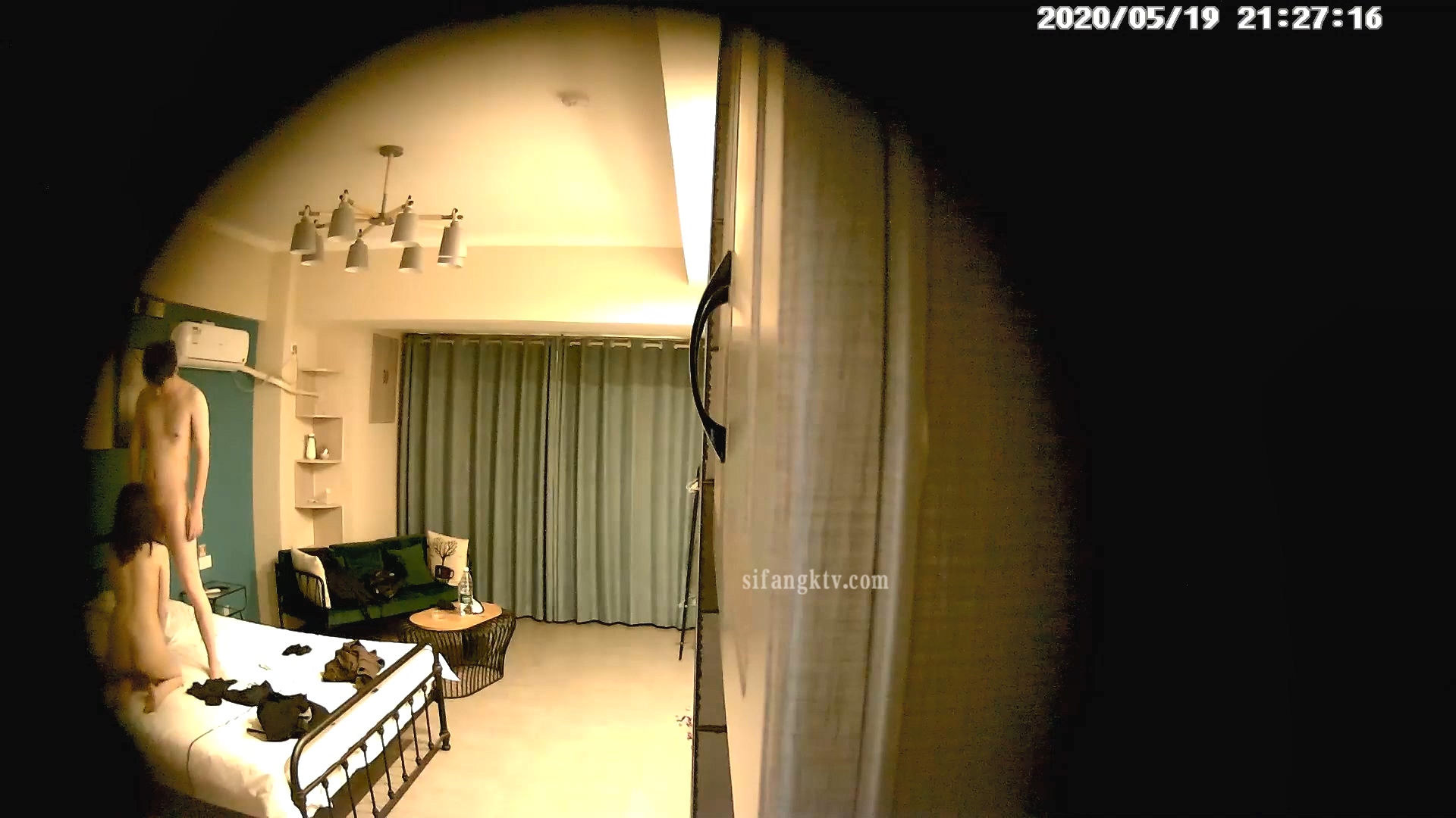 图片[2]-5-19酒店偷拍 大学生情侣开房，俊男靓女性致来了就开操，激情无限-老宋小屋