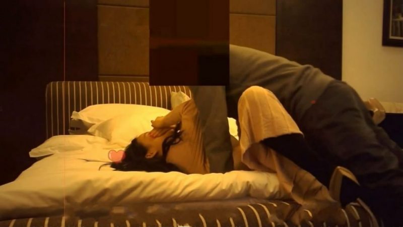 土豪大神高级酒店约操魔鬼身材高颜值包臀裙丁字裤外围美女-老宋小屋