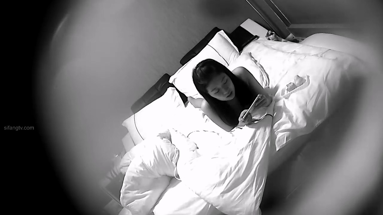 图片[3]-6-22经典酒店偷拍 情侣开房，清纯女友面对舔逼男友毫无抵抗力，乖乖被操-老宋小屋