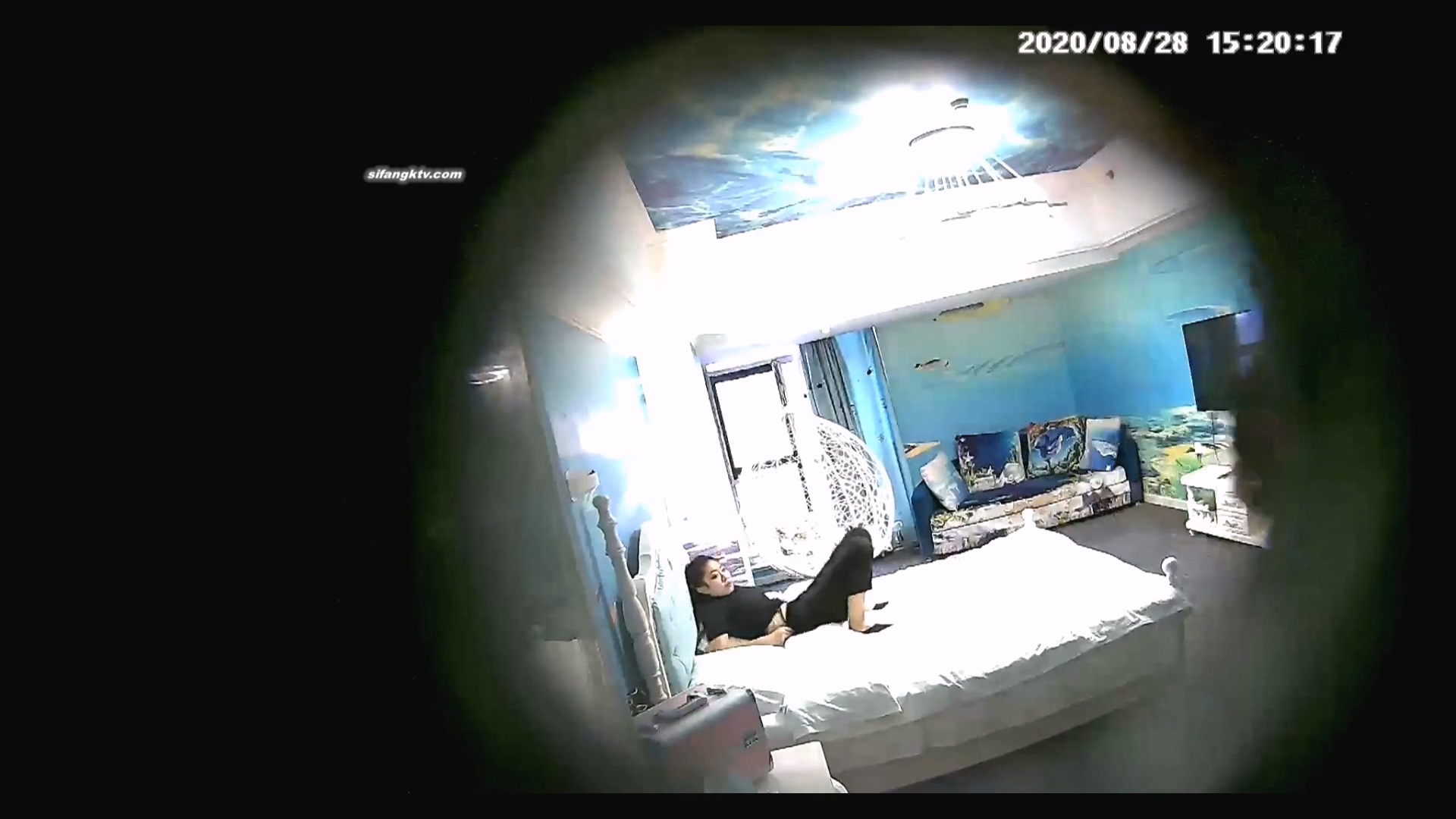 图片[1]-8-28经典酒店偷拍 风骚女友主动骑上男友大鸡巴插的很深，连续干炮不疲惫-老宋小屋