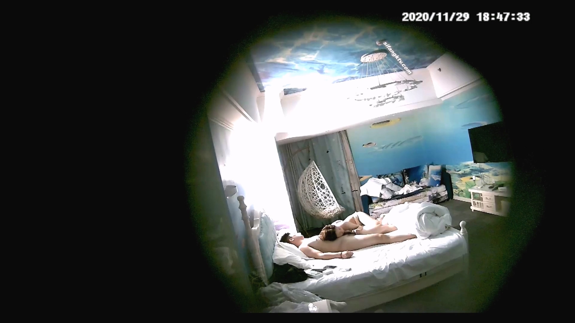 图片[3]-11-29经典酒店偷拍 情侣开房，美女主动吃鸡，啪啪20多分钟最后精子射到嘴里过程清晰可见-老宋小屋