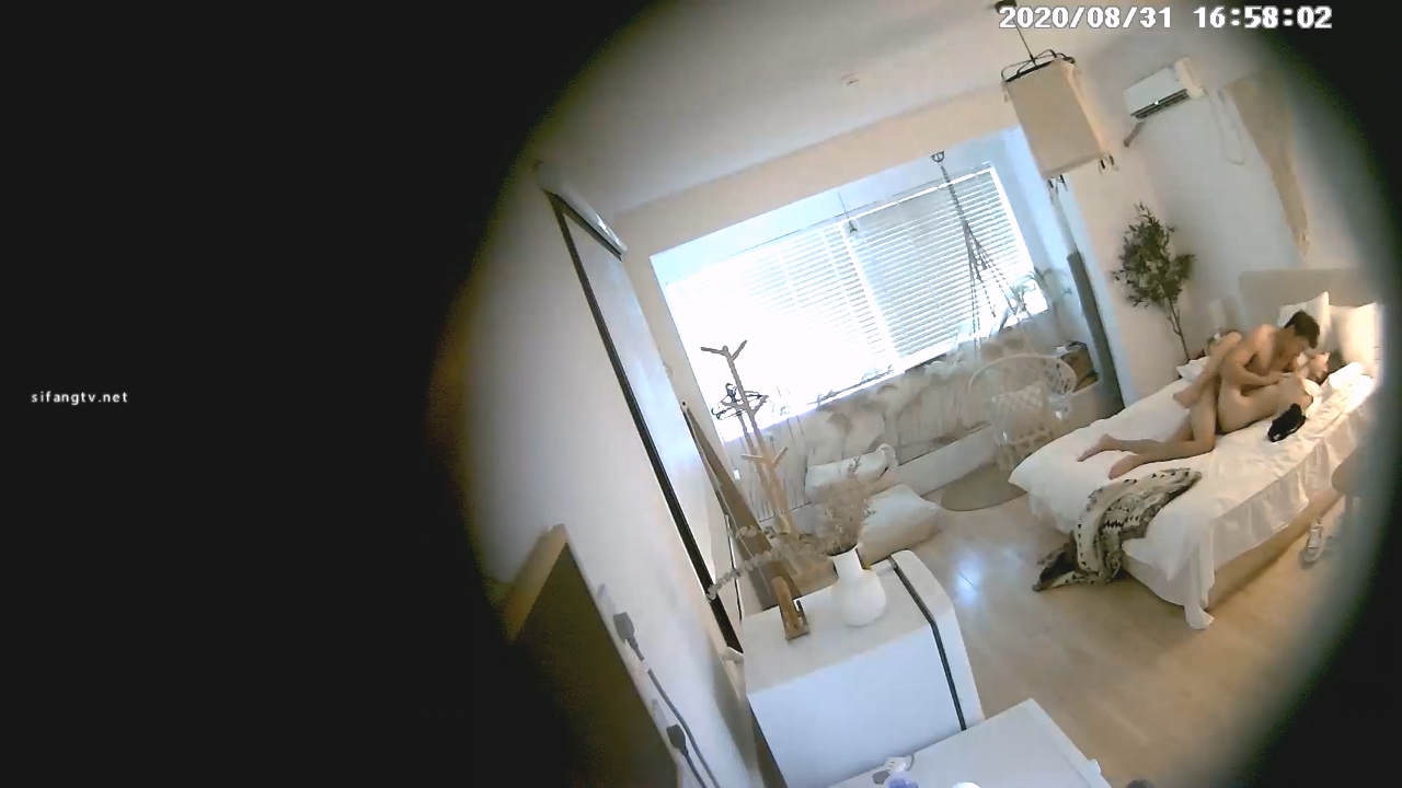 图片[2]-8-31经典酒店偷拍 青春学生情侣，激情热吻脱光光开操，爽歪歪-老宋小屋