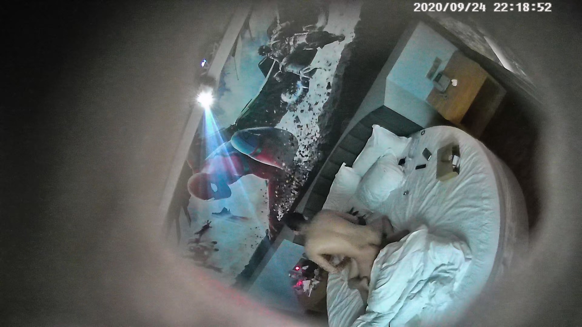 图片[5]-9-24经典酒店偷拍 气质大眼美女和男友开房，娇嗔害羞无套干两炮，我见犹怜-老宋小屋