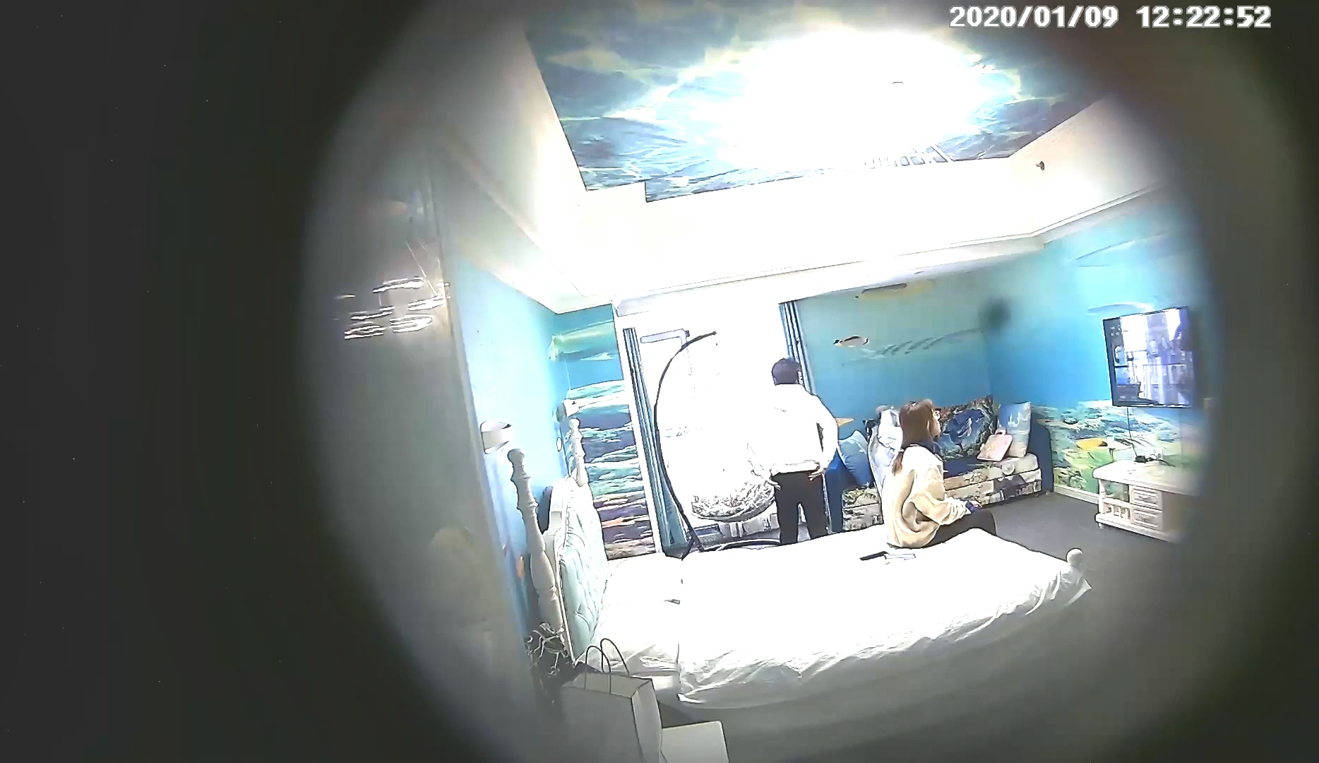 图片[1]-海洋主题酒店偷拍大学生情侣开房探讨性爱把姿势玩了个遍妹子颜值非常不错-老宋小屋