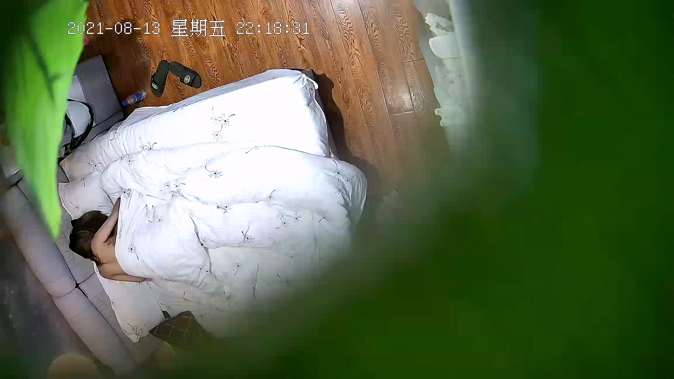 图片[3]-经典酒店偷拍 面容姣好小姐姐被帅气男友猛求爱爱-老宋小屋